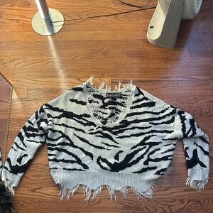 Fringed Zebra Print Sweater - Black and Gray